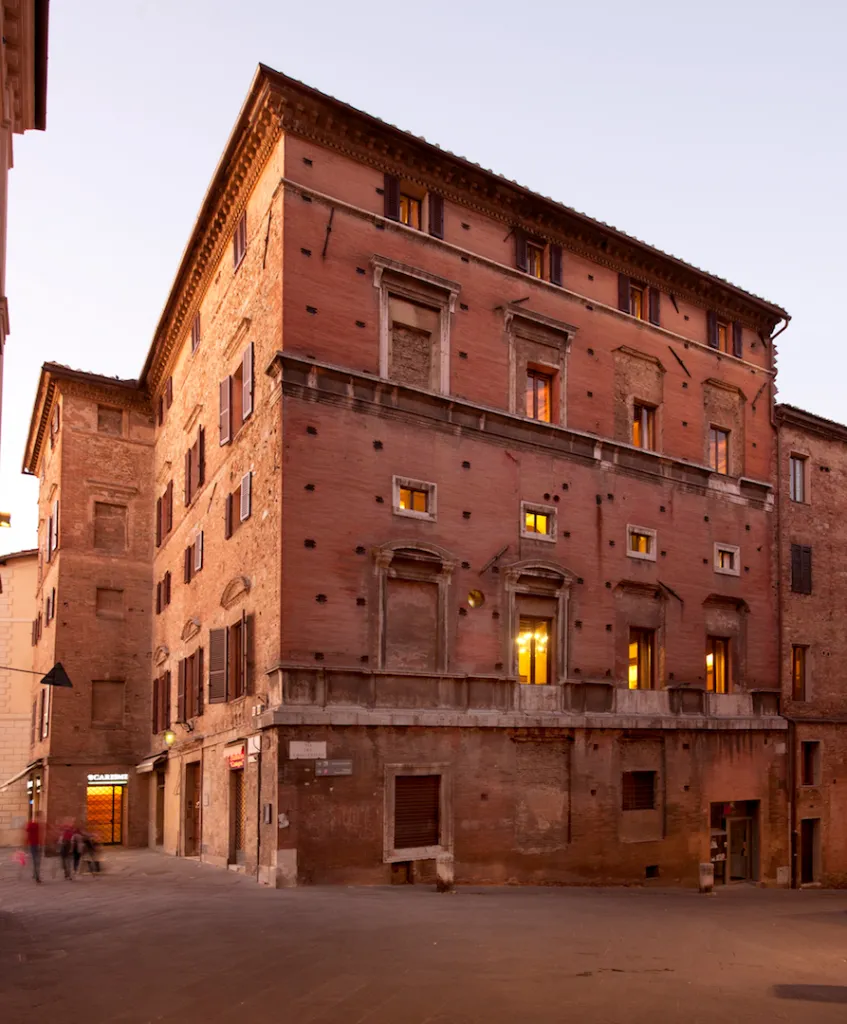 palazzo coli bizzarini esterno del palazzo